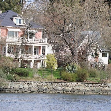 Lipton Place By Elegant Waterfront Esquimalt Buitenkant foto
